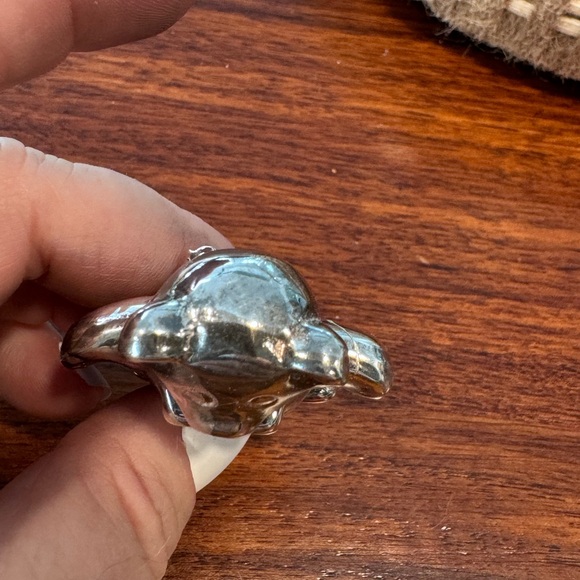 Sterling Skiver Teddy Bear pin. Approximate Size 2” x 1 1/2” - Picture 3 of 4